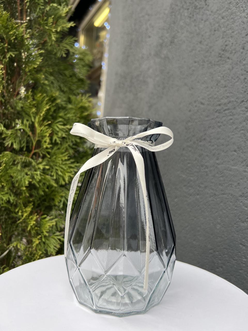 Ваза стеклянная Viva Flame 18 см омбре Серый (2262) Ваза стеклянная Viva Flame 18 см омбре Серый (2262)