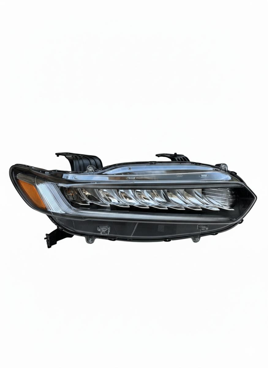 Фара права Honda Accord 10 (33100-TVA-A91)