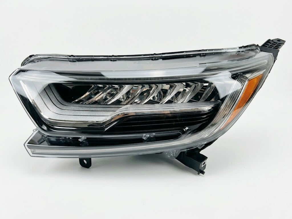 Фара права honda crv 5 led (33100-TLA-A41)