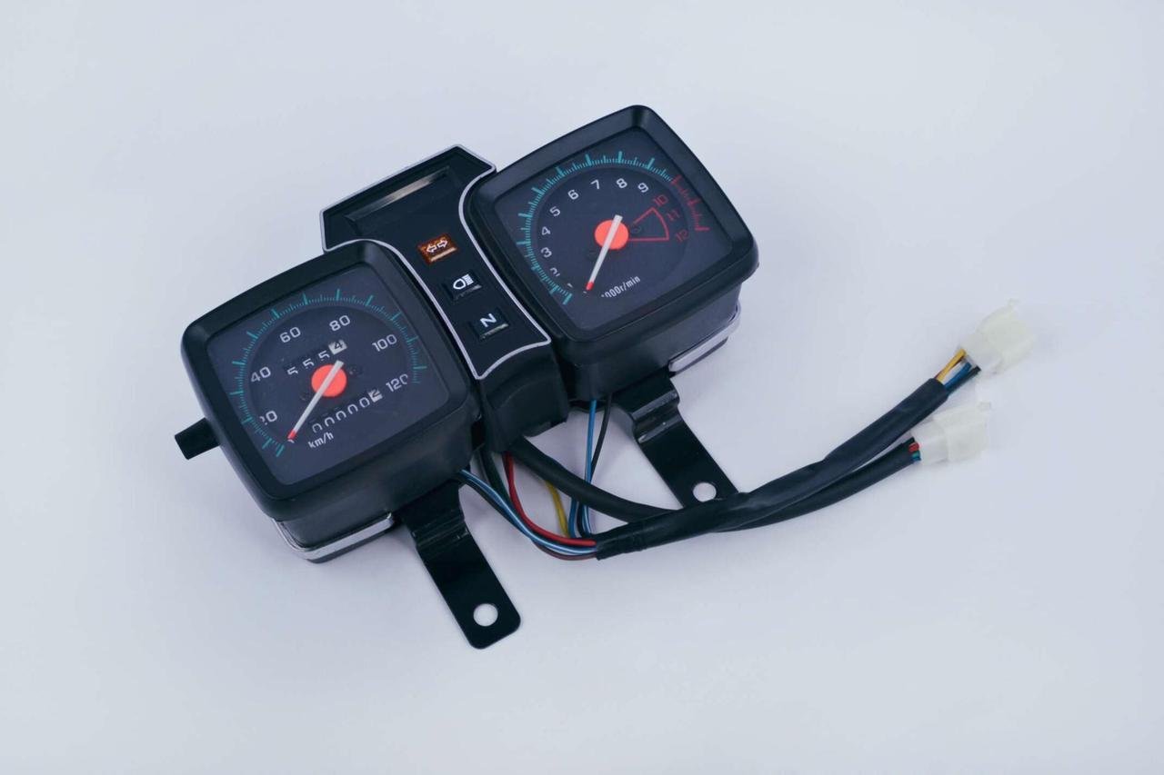 Панель приладів EVO для Zongshen ZUBR 125/250 квадратні (2177225215)