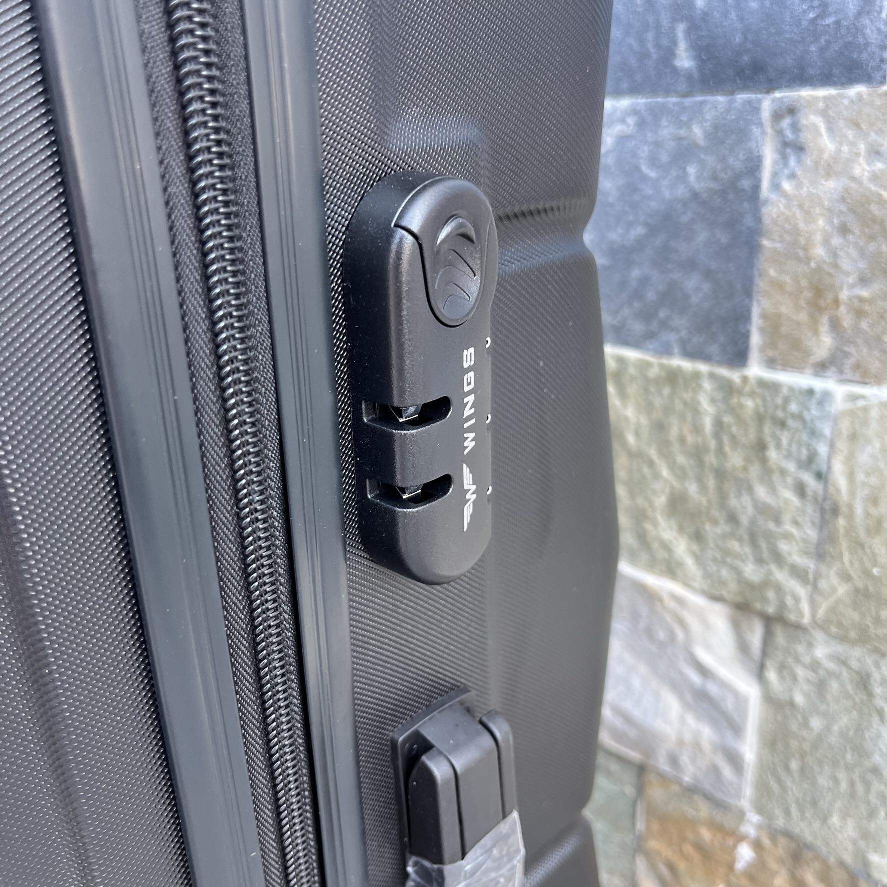 Валіза дорожня Wings 147 з полікарбонату L 75х48х30 см Чорний (10820033) - фото 5 Валіза дорожня Wings 147 з полікарбонату L 75х48х30 см Чорний (10820033) - фото 5