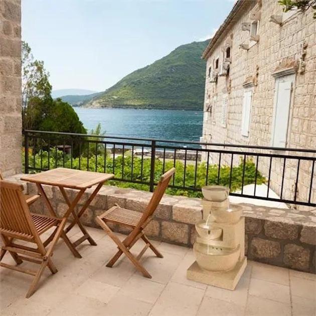 Фонтан декоративный Blumfeldt Korinth солнечный 3W (10031399) - фото 2 Фонтан декоративный Blumfeldt Korinth солнечный 3W (10031399) - фото 2