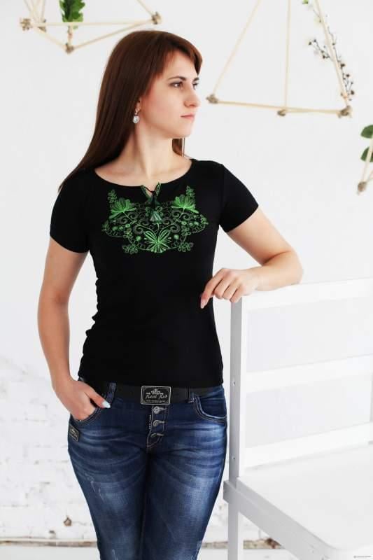 Футболка с вышитыми зелеными нитями узорами Весна (А-5)