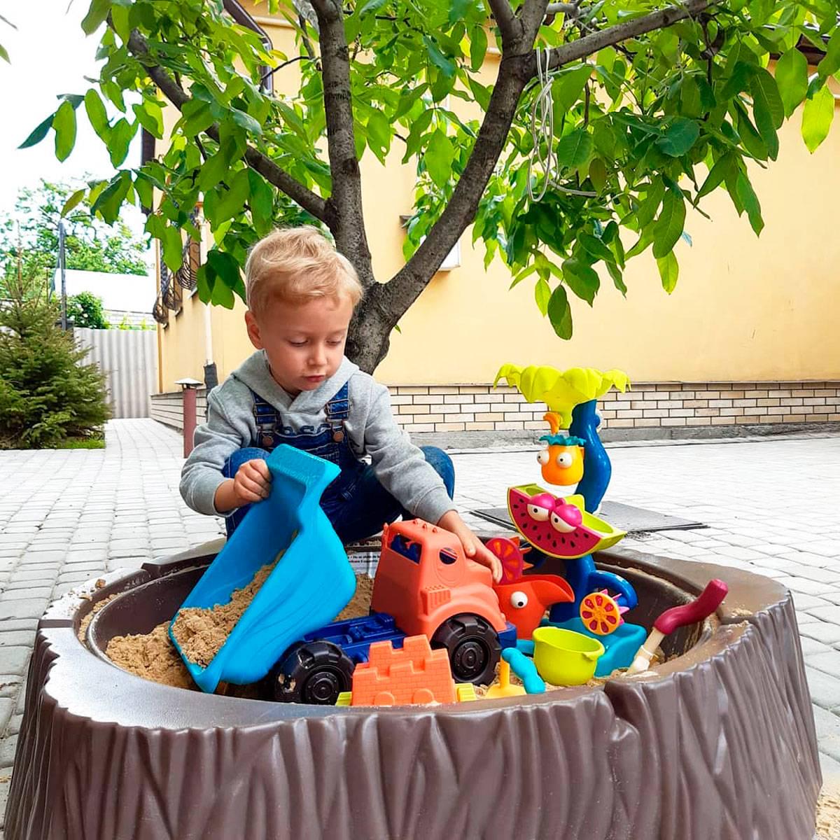 Игрушечная машинка Battat BX1311Z Самосвал с аксессуарами для песка (44891) - фото 15