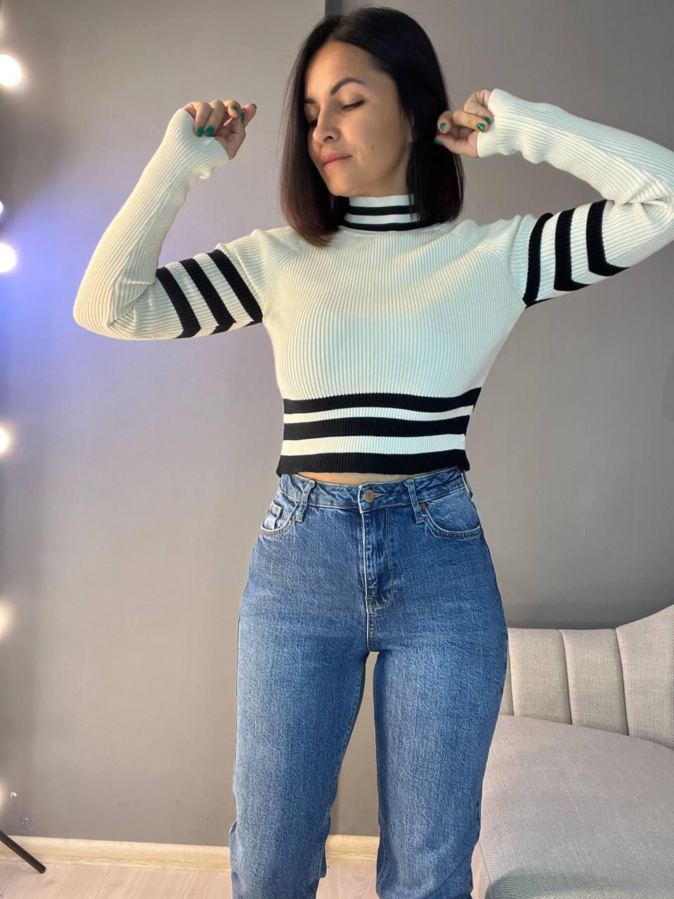 Светр гольф жіночий MIX RAY 6728 смуга кроп-топ короткий OS Молочний (1017) - фото 5 Светр гольф жіночий MIX RAY 6728 смуга кроп-топ короткий OS Молочний (1017) - фото 5