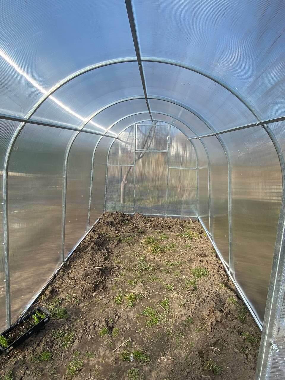 Теплиця Веган 2x3 із оцинкованої квадратної труби з полікарбонатом 4 мм - фото 10 Теплиця Веган 2x3 із оцинкованої квадратної труби з полікарбонатом 4 мм - фото 10