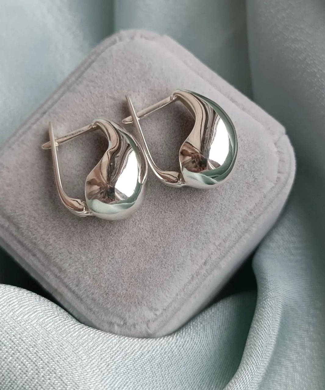 Сережки серебряные Капля без камней 925 проба родованное 599г 5,95 г (2334309049)