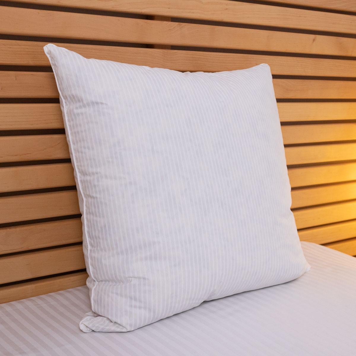 Подушка пуховая YouStar Тик полоска с сумкой-чехлом 40x40 см Белый (pptst-40x40-white)