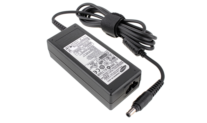 Блок живлення для ноутбука Samsung 19V 3,16A 60W 5,5x3,0-PIN AD-6019 без кабелю (26937895)