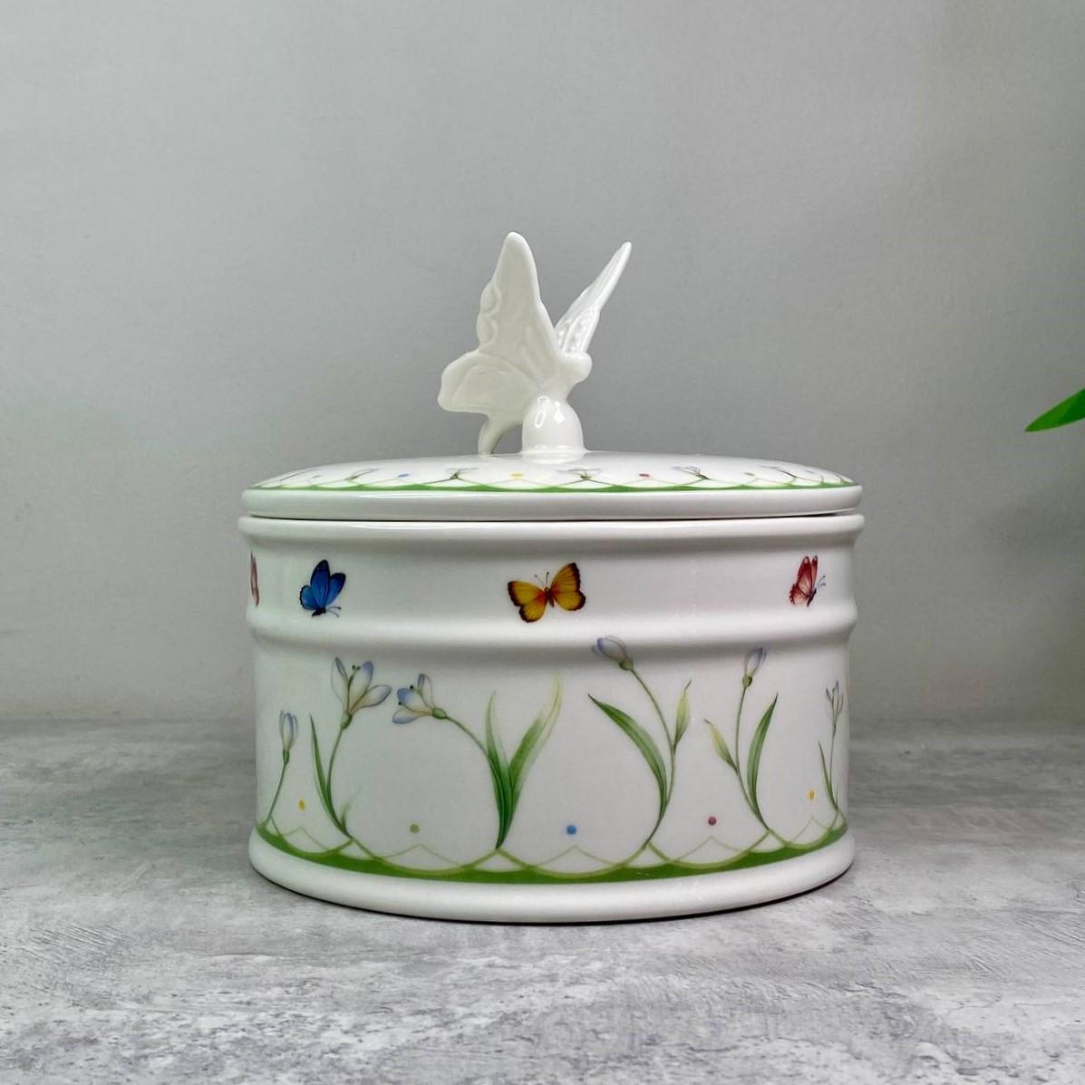 Банка для печенья Villeroy & Boch Colourful Spring 1660 мл (1486634557)