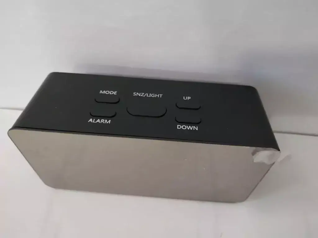 Часы настольные электронные DS-3658 Черный (DS-3658) - фото 3 Часы настольные электронные DS-3658 Черный (DS-3658) - фото 3