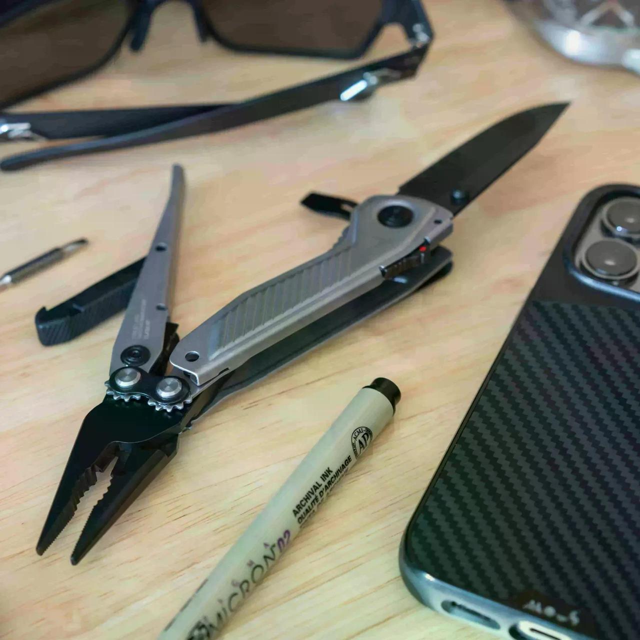 Мультитул SOG Flash MT Silver/Black - Сірий (27831797) - фото 7 Мультитул SOG Flash MT Silver/Black - Сірий (27831797) - фото 7