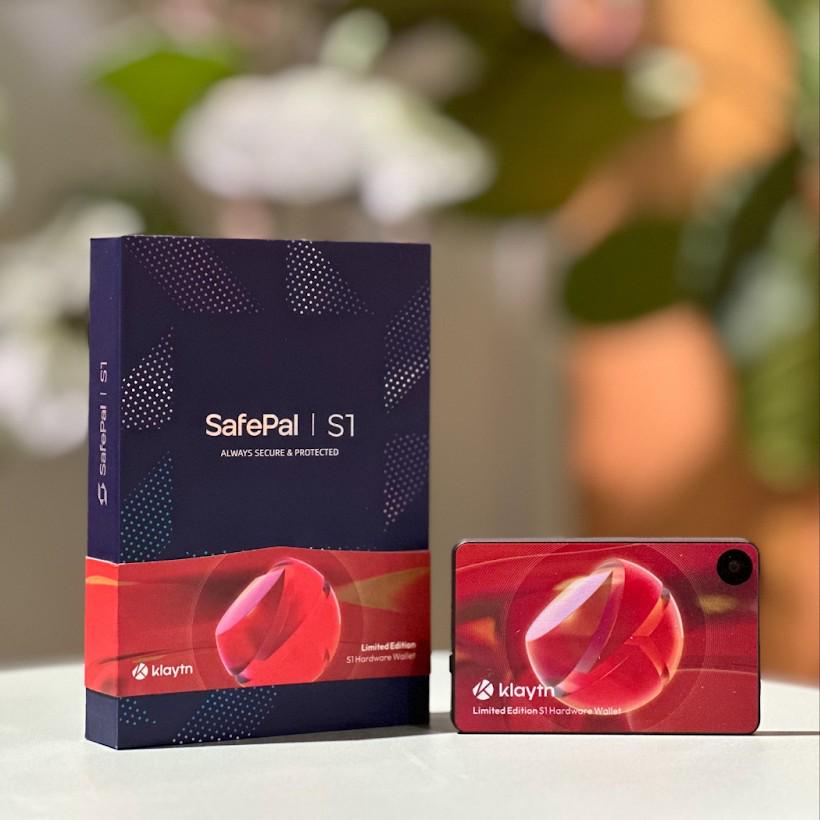Крипто-гаманець апаратний SafePal Klaytn S1 Limited Edition Чорний (SKS1Black) - фото 2 Крипто-гаманець апаратний SafePal Klaytn S1 Limited Edition Чорний (SKS1Black) - фото 2