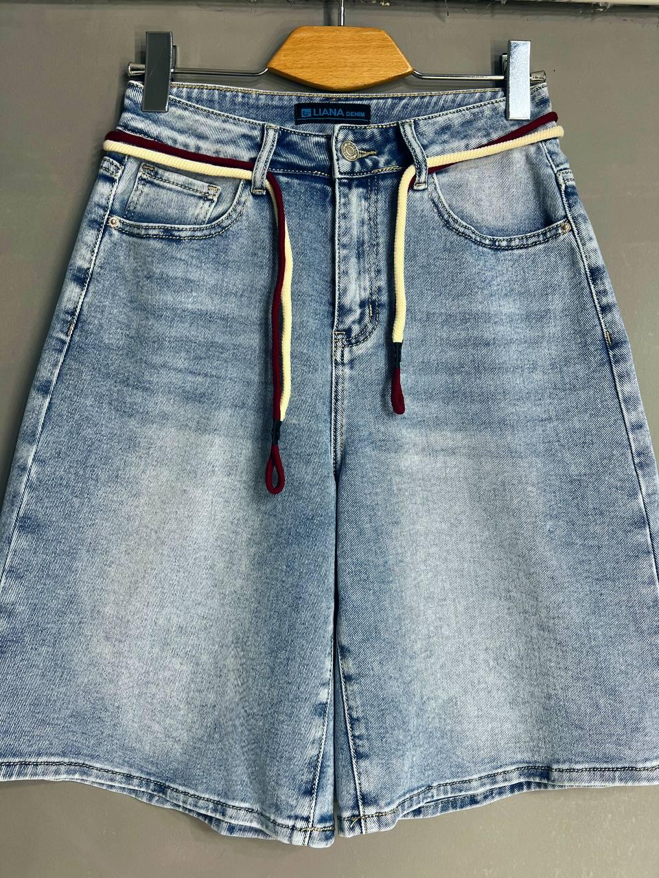 Шорты женские джинсовые Liana 4-011 бермуды широкие длина до колен пояс веревка стрейчевые р. 26 Голубой (3929) - фото 6 Шорты женские джинсовые Liana 4-011 бермуды широкие длина до колен пояс веревка стрейчевые р. 26 Голубой (3929) - фото 6