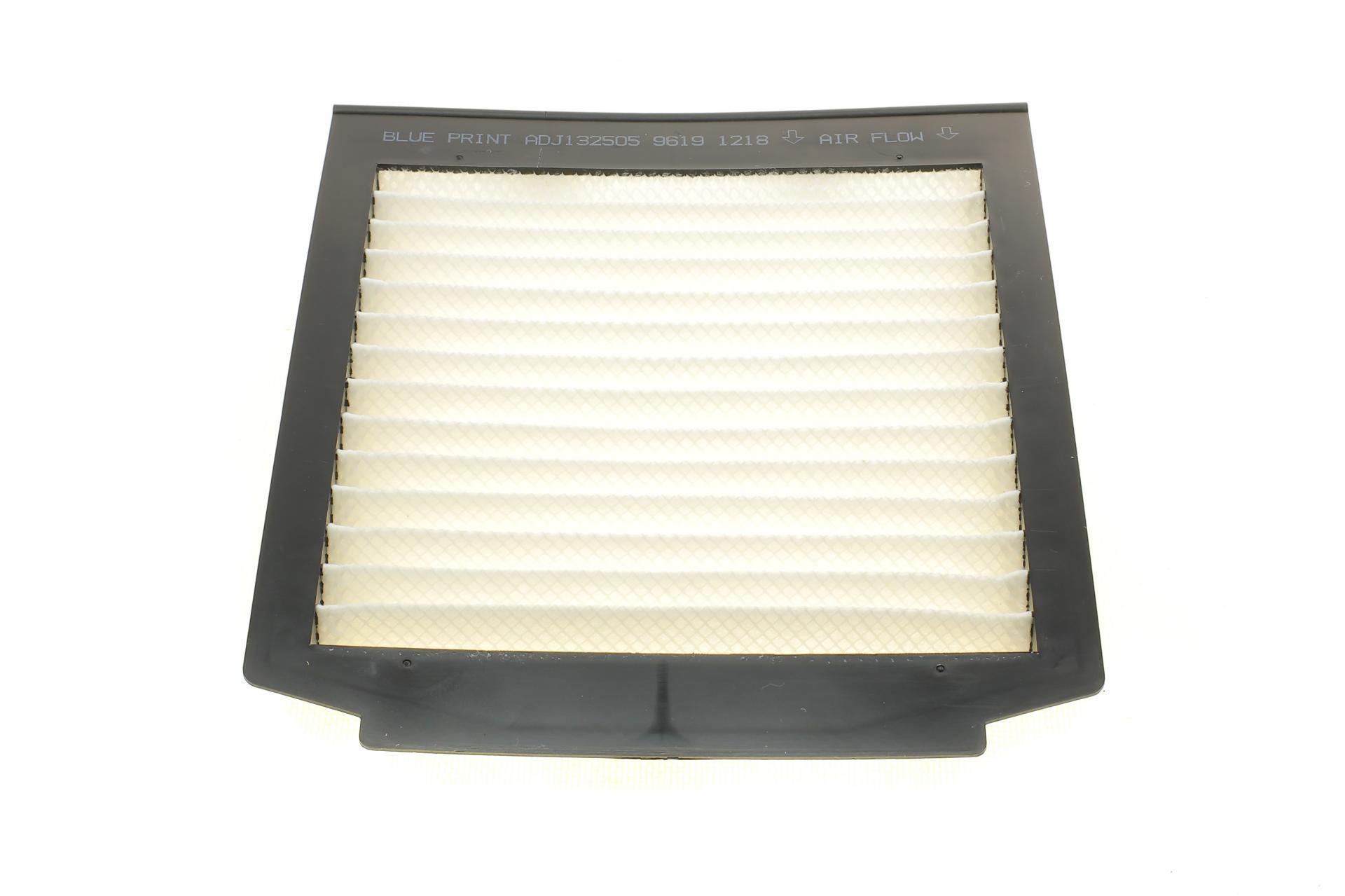 Фільтр салону BLUE PRINT LAnd Rover Range Rover (94-02 (ADJ132505)