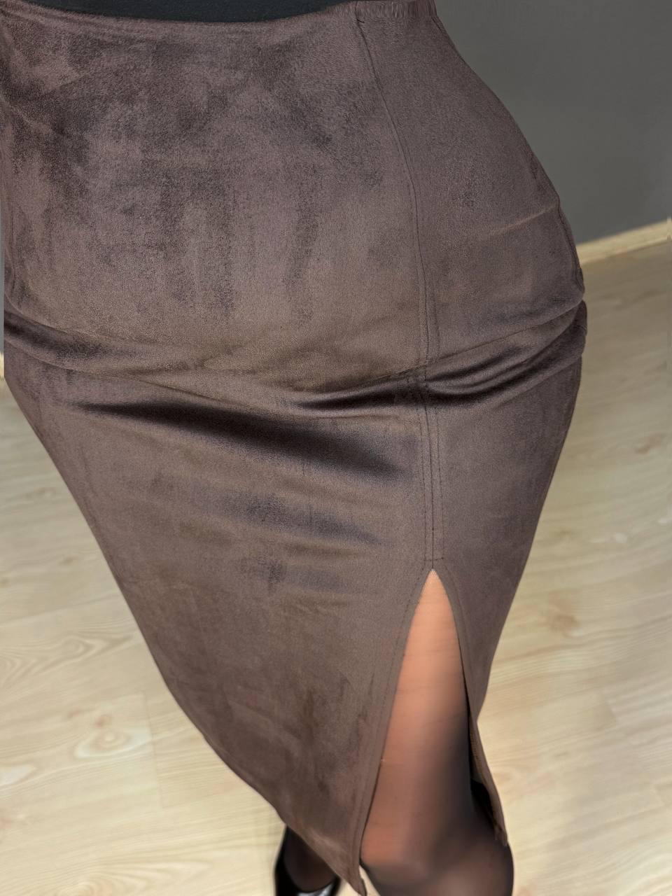 Юбка женская Gritana 125 с разрезом миди прямая под замшу L Коричневый (5944) - фото 4 Юбка женская Gritana 125 с разрезом миди прямая под замшу L Коричневый (5944) - фото 4