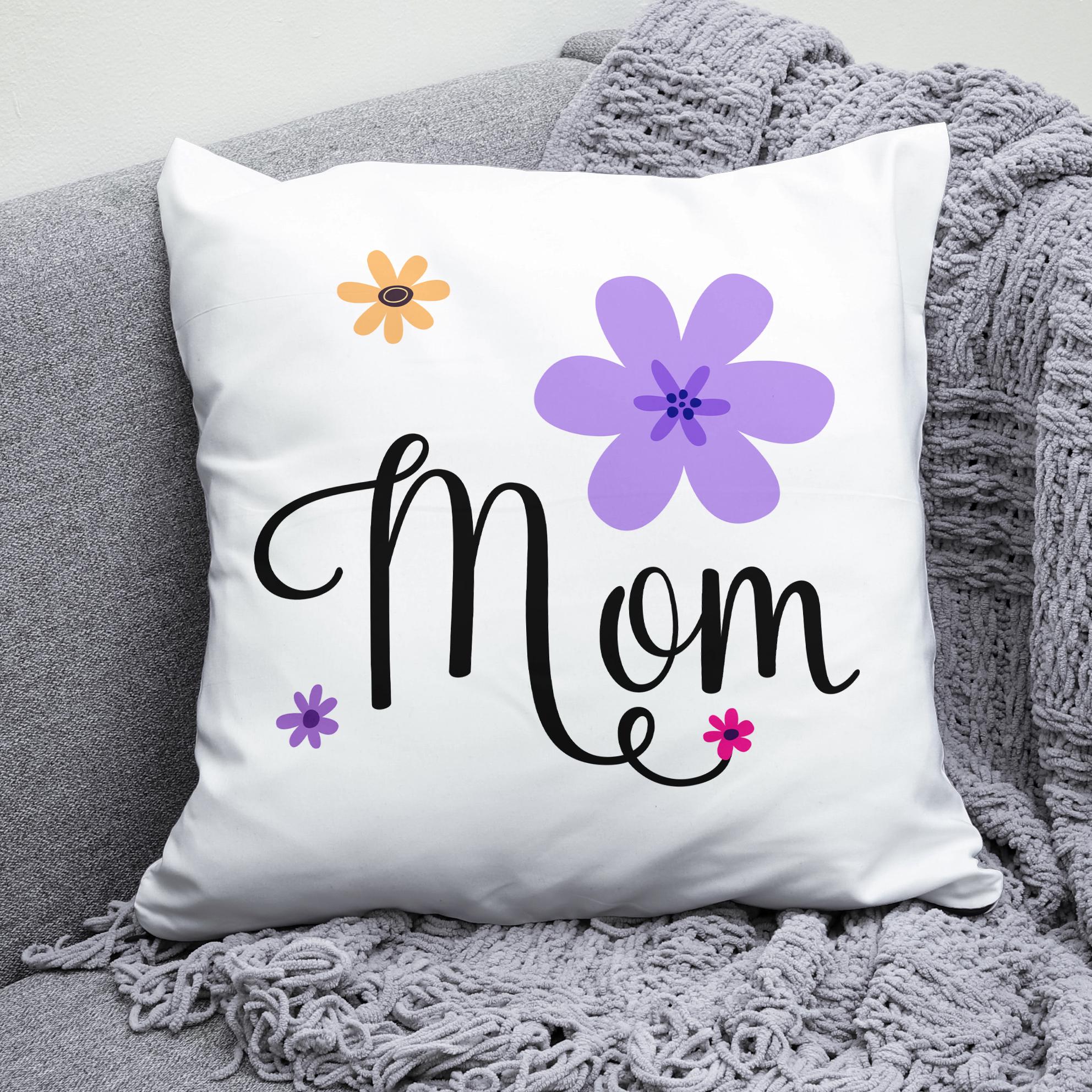 Плюшевая подушка квадрат с принтом "MOM"