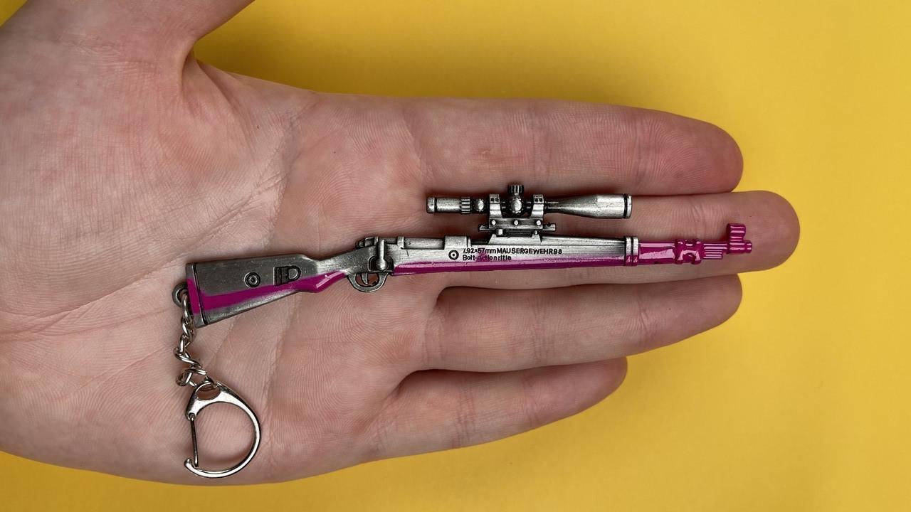 Брелок Pubg mobile снайперская винтовка Kar98 металл 12 см (1372408101) - фото 3 Брелок Pubg mobile снайперская винтовка Kar98 металл 12 см (1372408101) - фото 3