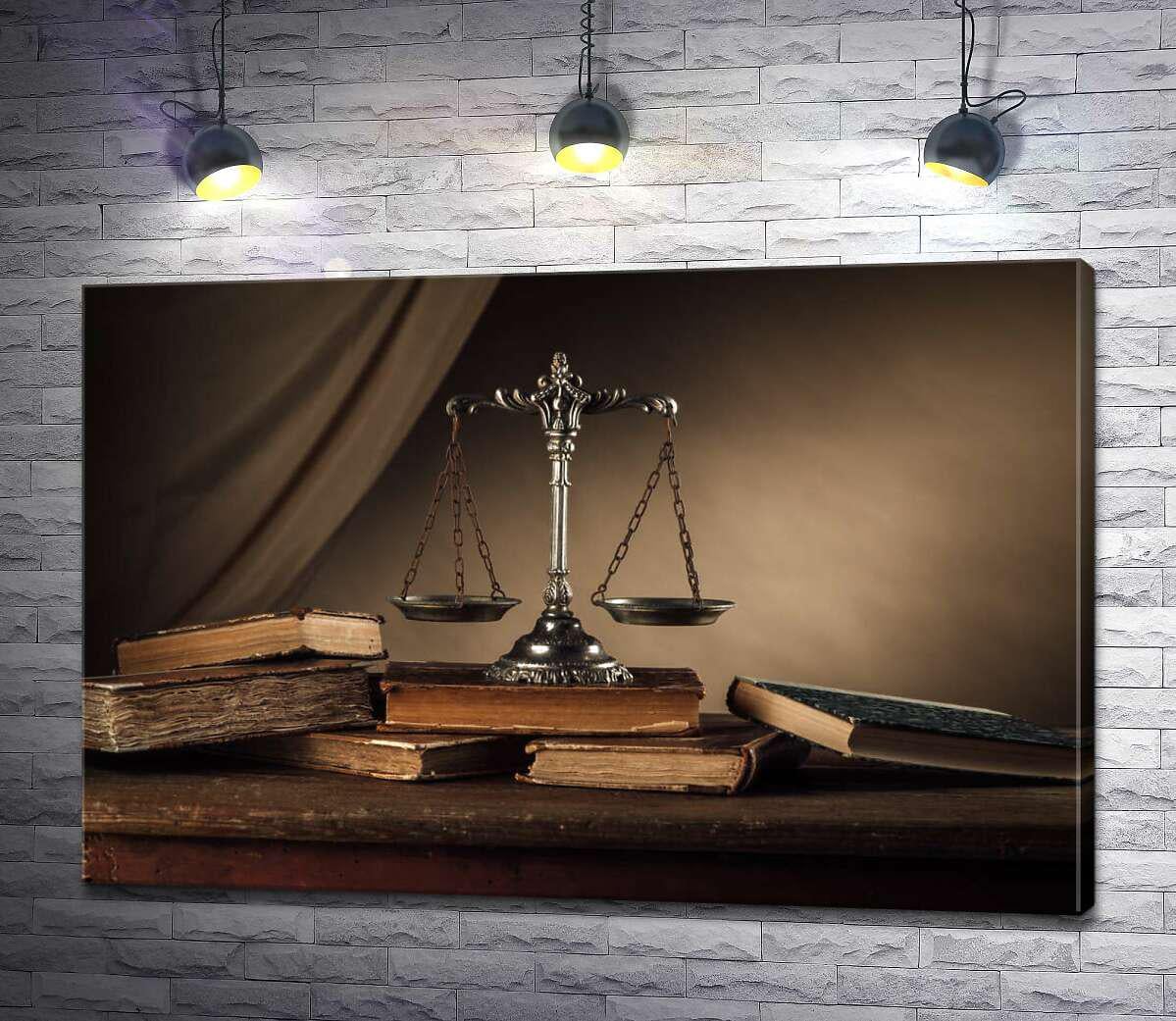 Картина ArtPoster Весы справедливости стоят на книгах 50x33 см Модуль №1 (003087)