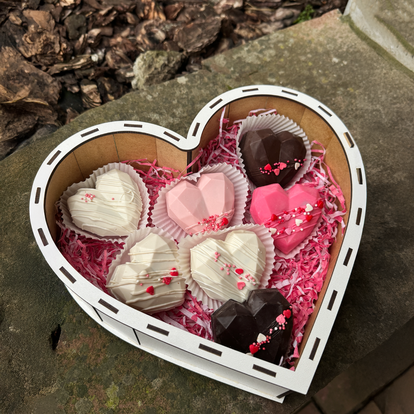 Подарочный набор 7 шт. какао бомбочек сердца с маршмеллоу шоколадный подарок Белое сердце (Е500236)