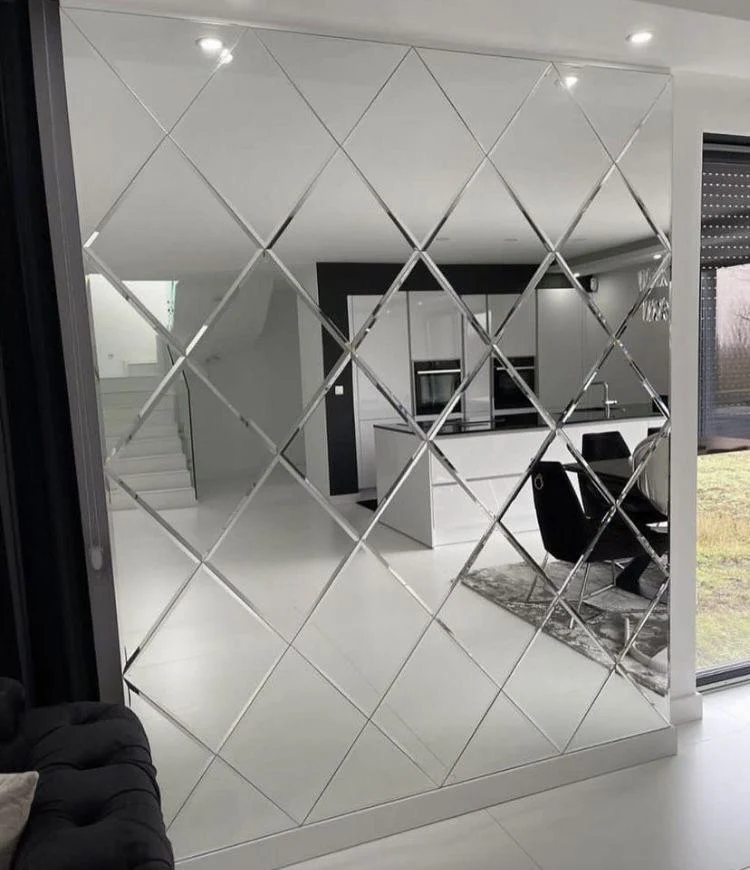 Плитка зеркальная Yuf_Glass 2000х2000 мм (160)