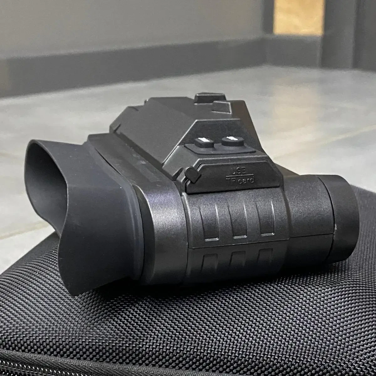 Прилад нічного бачення цифровий Spina optics NVG-G1 з кріпленням на шолом/кейс/система ременів для голови (244741) - фото 7 Прилад нічного бачення цифровий Spina optics NVG-G1 з кріпленням на шолом/кейс/система ременів для голови (244741) - фото 7