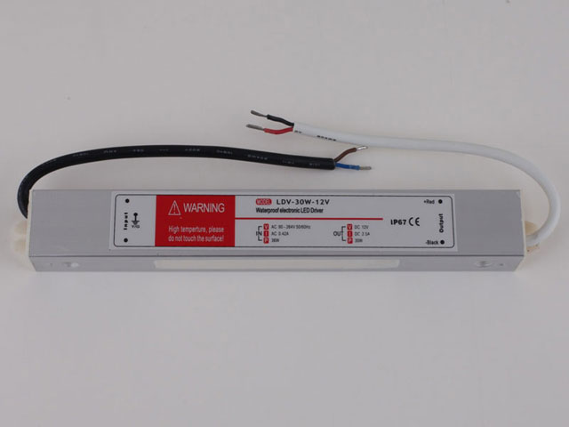 Блок питания для светодиодной ленты Aqua-World 30W AC220V/DC12V (БП001)