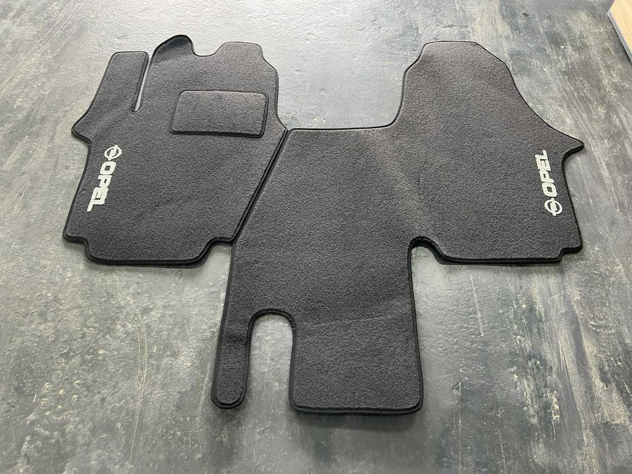 Коврики автомобильные ворсовые для Opel Vivaro 1+1 2001-14 (1743274158)