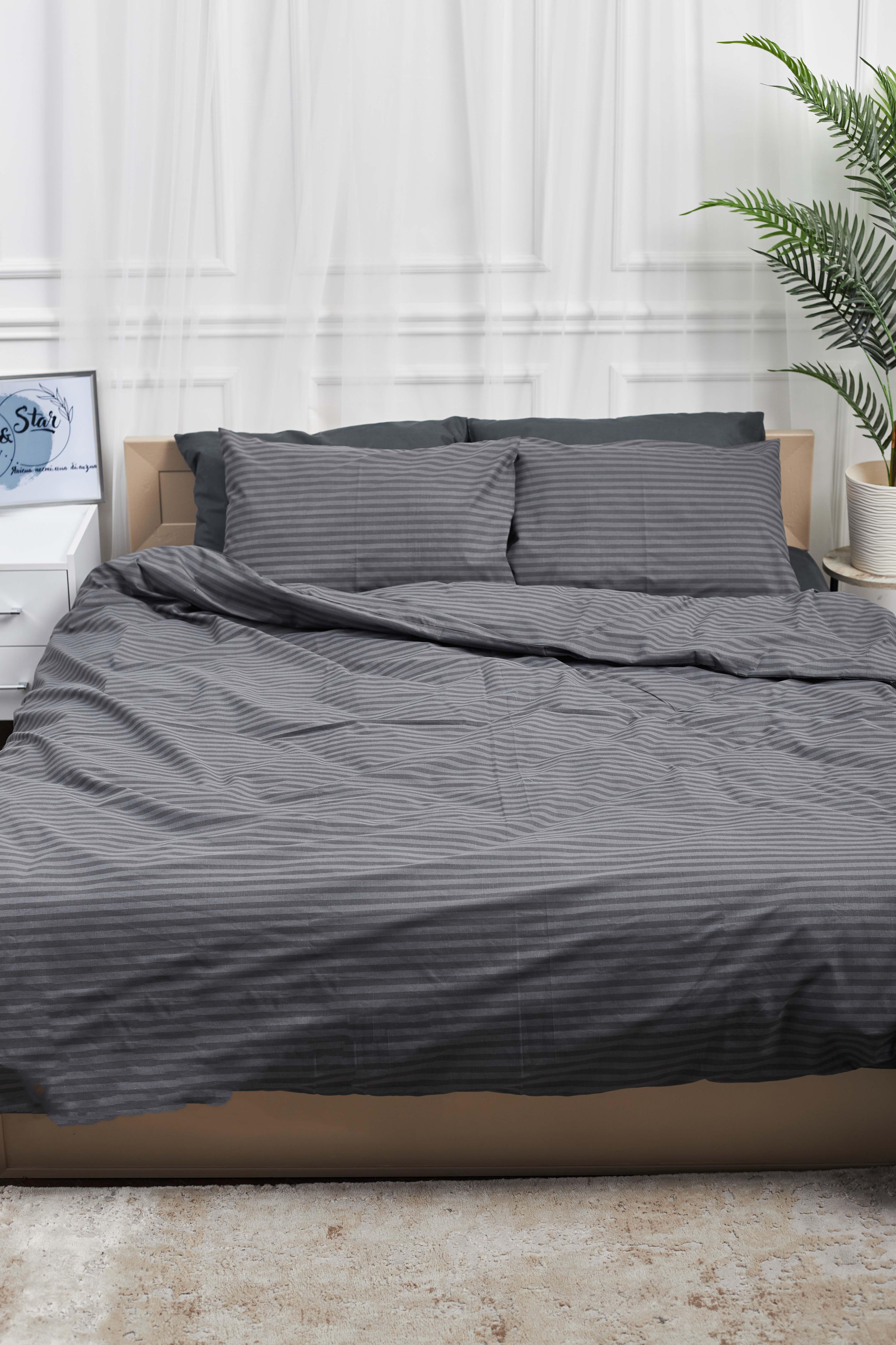 Комплект постільної білизни Moon&Star Gray Stripe&Black Gold Люкс бязь євро 200х220 см 50х70 см/2 шт. (MS-820001056) - фото 2 Комплект постільної білизни Moon&Star Gray Stripe&Black Gold Люкс бязь євро 200х220 см 50х70 см/2 шт. (MS-820001056) - фото 2