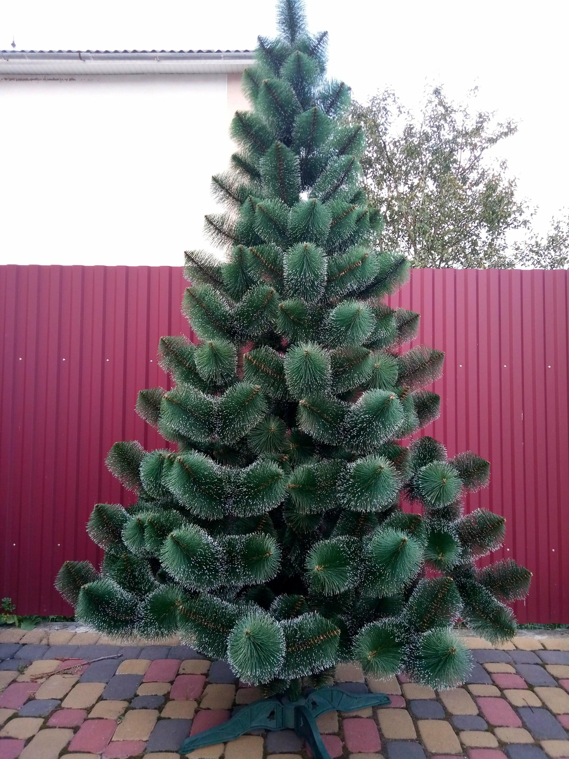 Сосна штучна з білими кінчиками та розбірною підставкою 1,8 м (Сосна-180) - фото 1