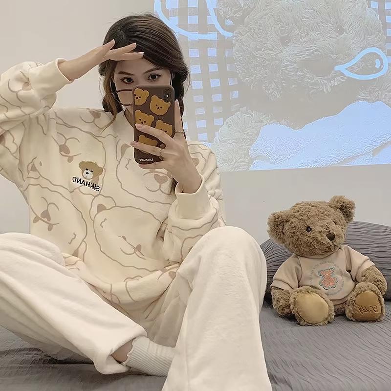 Комплект женской пижамы Bear рубашка с длинным рукавом и штанами фланелевая теплая L Brown - фото 5 Комплект женской пижамы Bear рубашка с длинным рукавом и штанами фланелевая теплая L Brown - фото 5