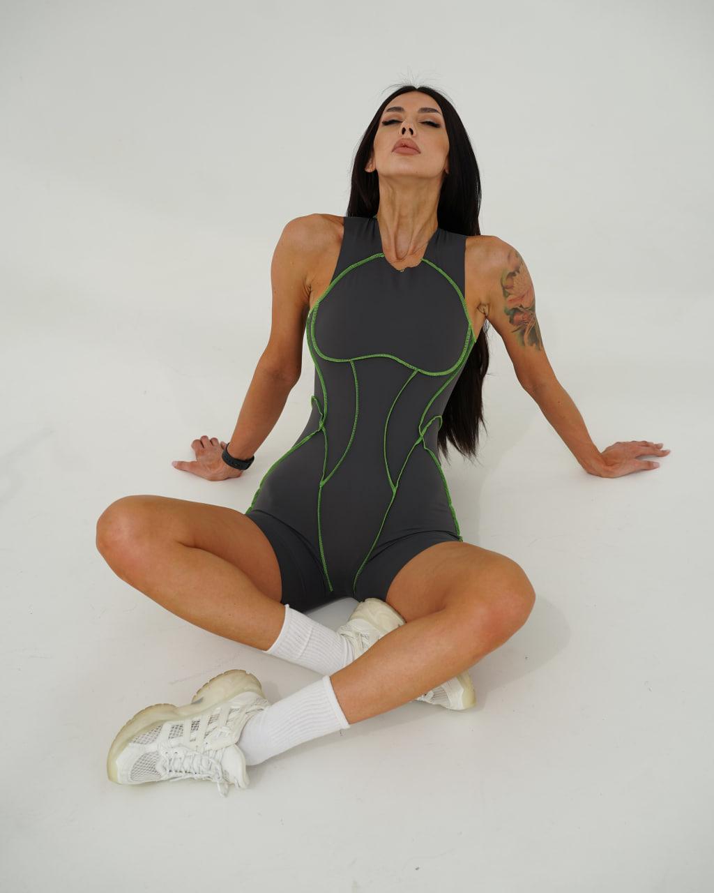 Комбінезон спортивний шви назовн без рукава йде з чашками без пуш-ап S Темно-сірий/Зелений (SJ02S) - фото 5 Комбінезон спортивний шви назовн без рукава йде з чашками без пуш-ап S Темно-сірий/Зелений (SJ02S) - фото 5