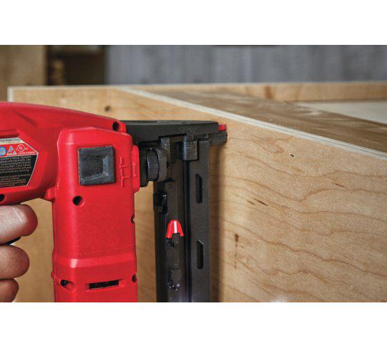 Степлер аккумуляторный Milwaukee 18 GA M18 FNCS18GS-0X FUEL зауженный (4933471942) - фото 3