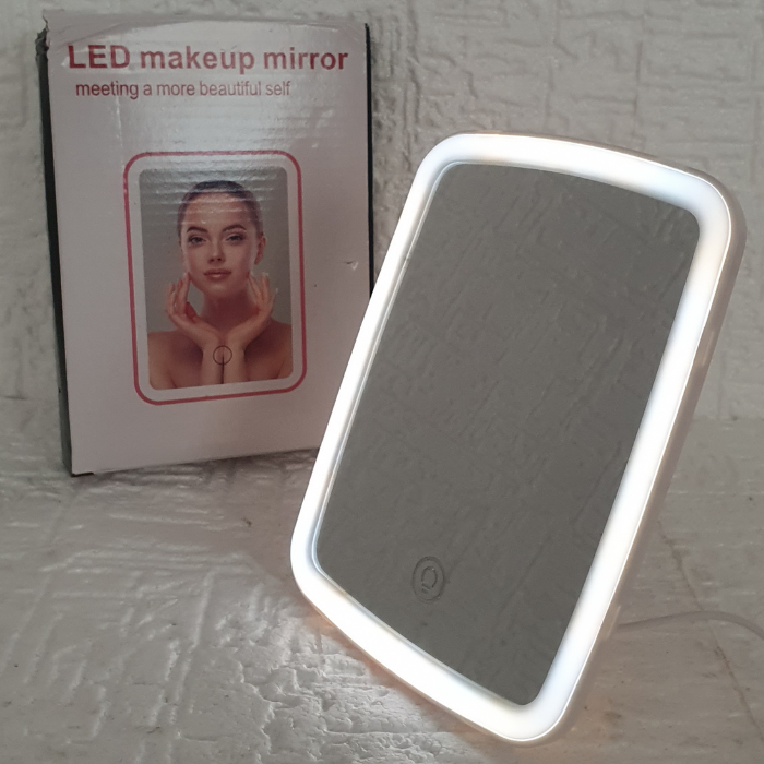 Зеркало для макияжа Makeup Mirror с LED подсветкой Белый (VE-118) - фото 5