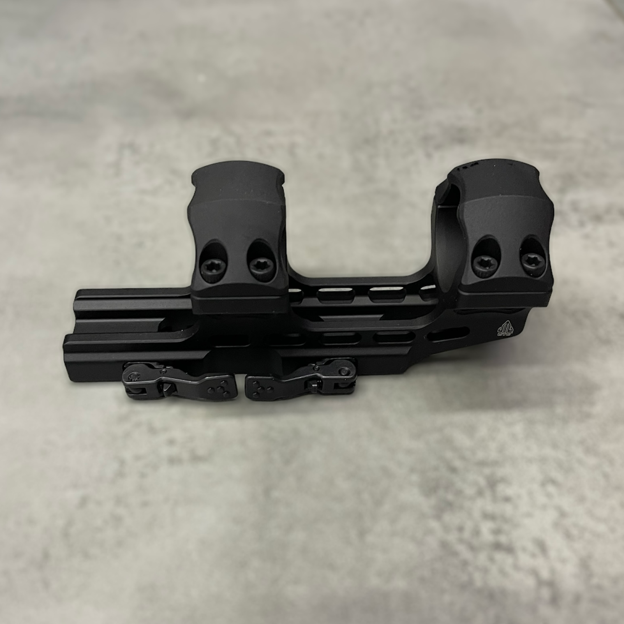 Крепление для прицела моноблок Leapers UTG ACCU-SYNC QR 30 мм High вынос 34 мм Picatinny быстросъемное - фото 2 Крепление для прицела моноблок Leapers UTG ACCU-SYNC QR 30 мм High вынос 34 мм Picatinny быстросъемное - фото 2