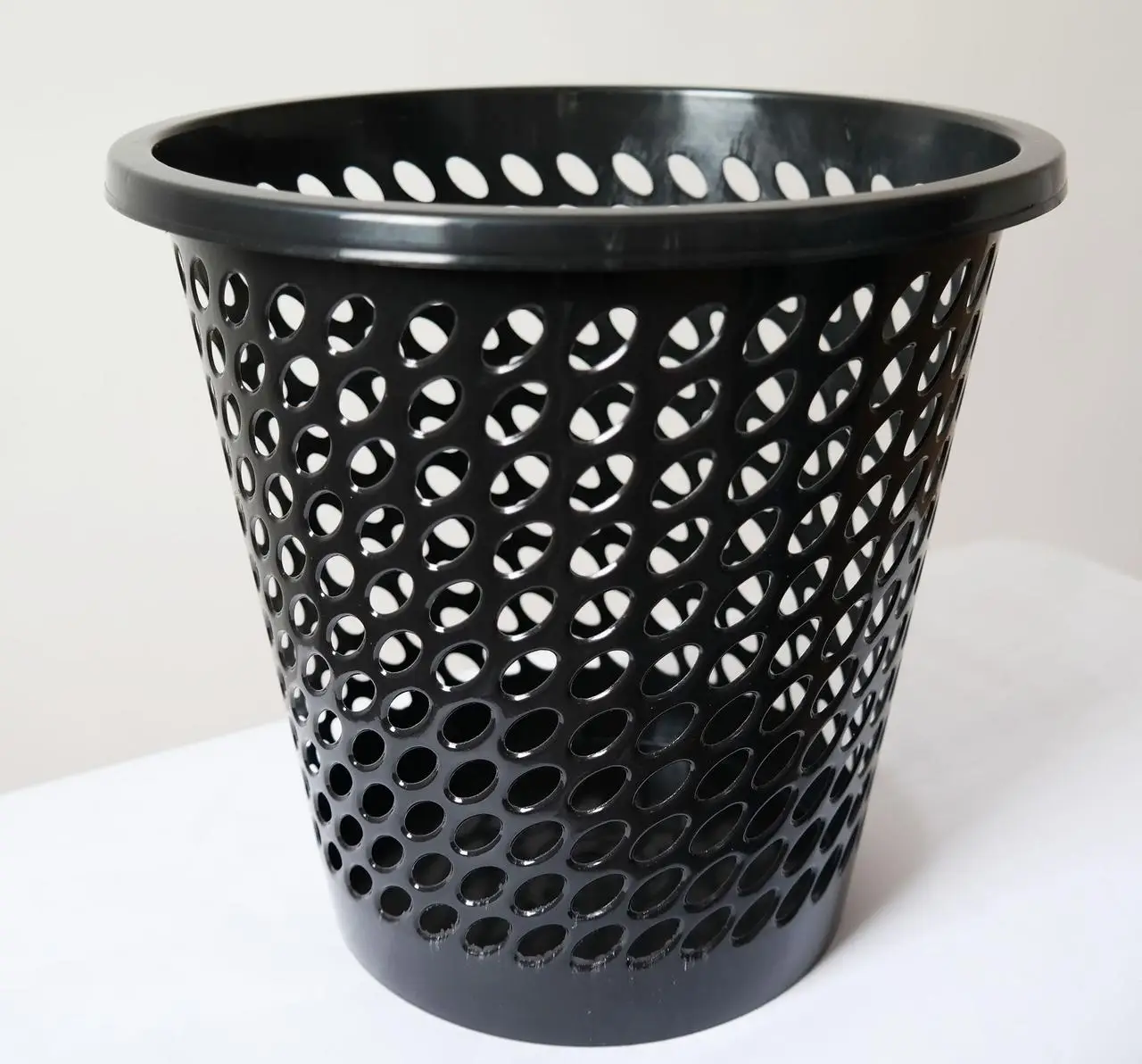 Корзина для бумаги ММ Пласт 10 л d 29х28 см (Box10)