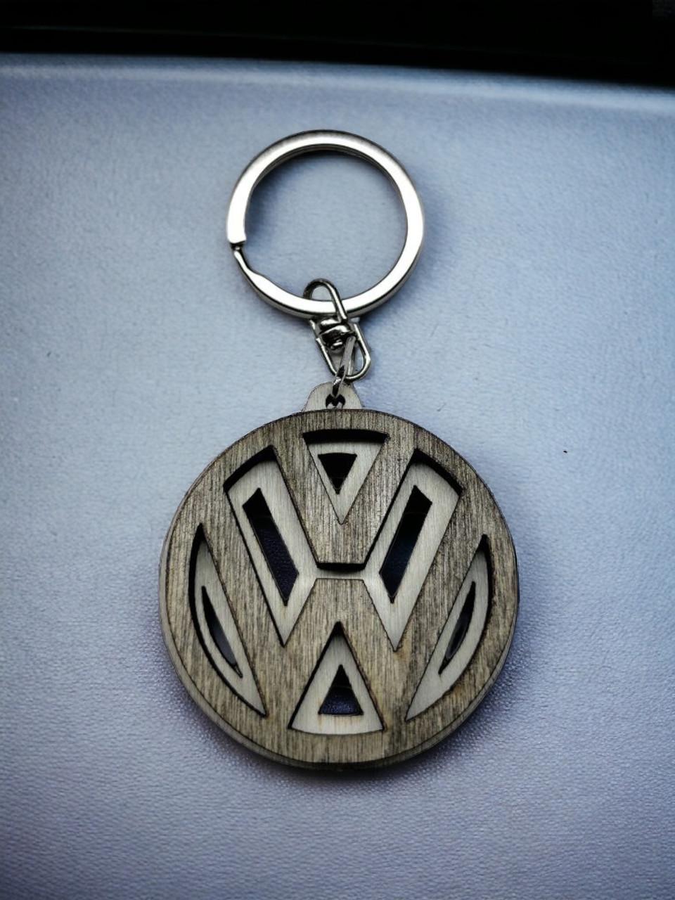 Брелок для автомобиля из дерева Volkswagen (2226802743)