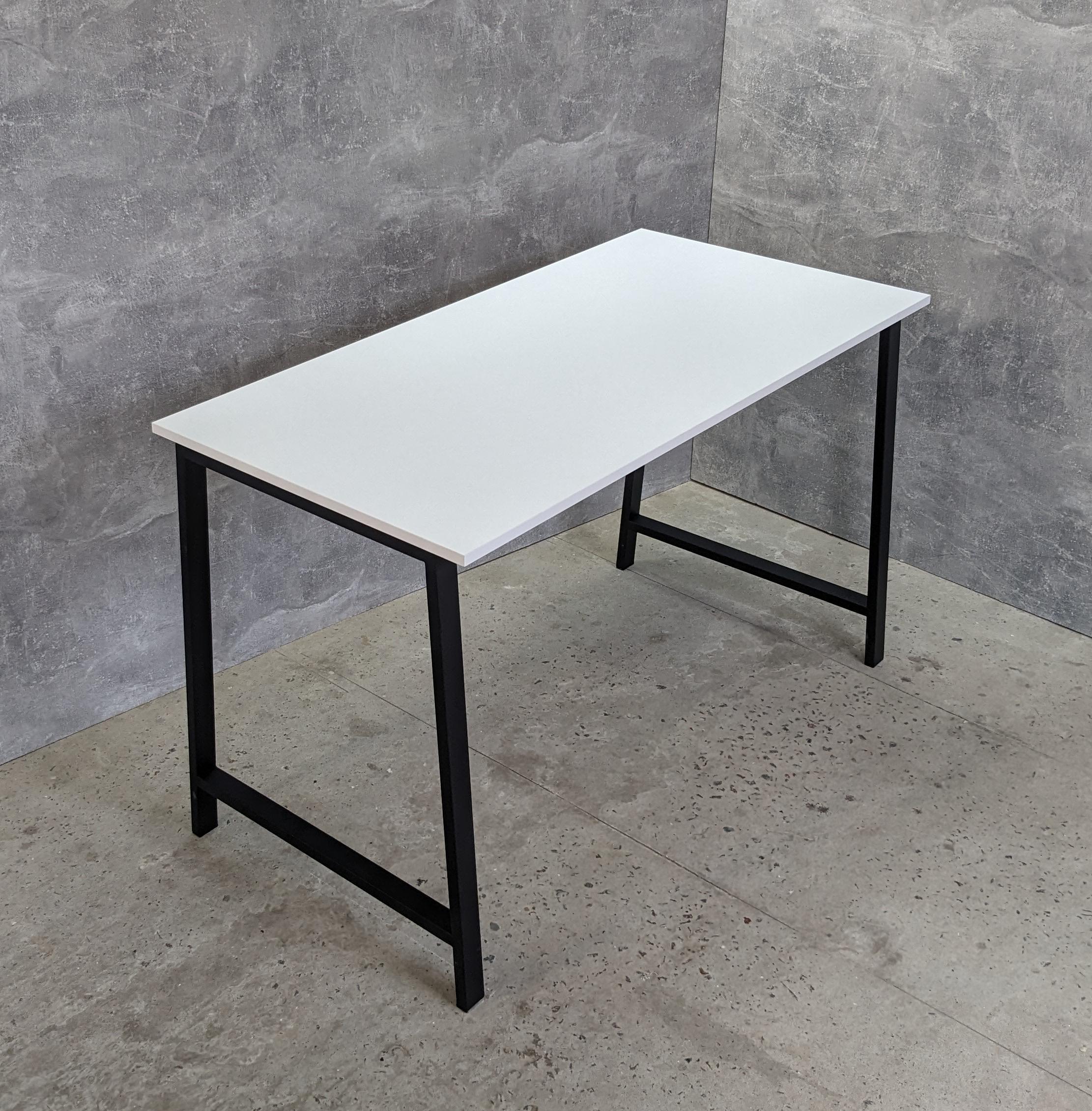 Стол письменный в стиле Лофт М7 1200x600x16 мм/40x20 мм Белый (28949917)