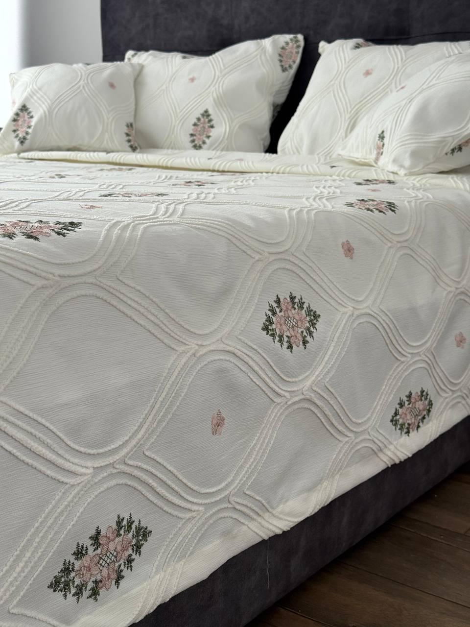 Покривало Бароко №3 бавовна 180х250 см Молочний (55677-3-180x250cm) - фото 2 Покривало Бароко №3 бавовна 180х250 см Молочний (55677-3-180x250cm) - фото 2