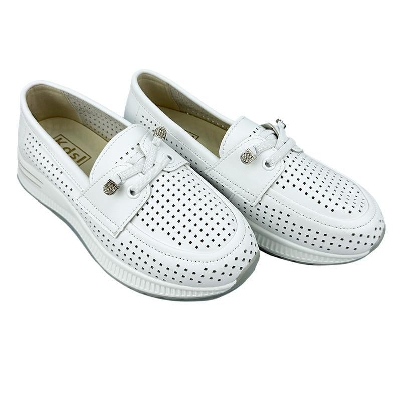 Лофери жіночі перфорована шкіра 7028-1-1 p. 36 23 см Білий