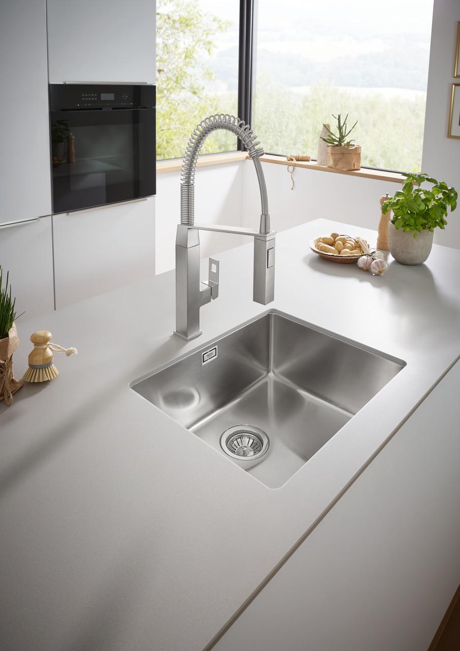 Смеситель для кухни Grohe Eurocube с гибким изливом (31395000) - фото 3 Смеситель для кухни Grohe Eurocube с гибким изливом (31395000) - фото 3