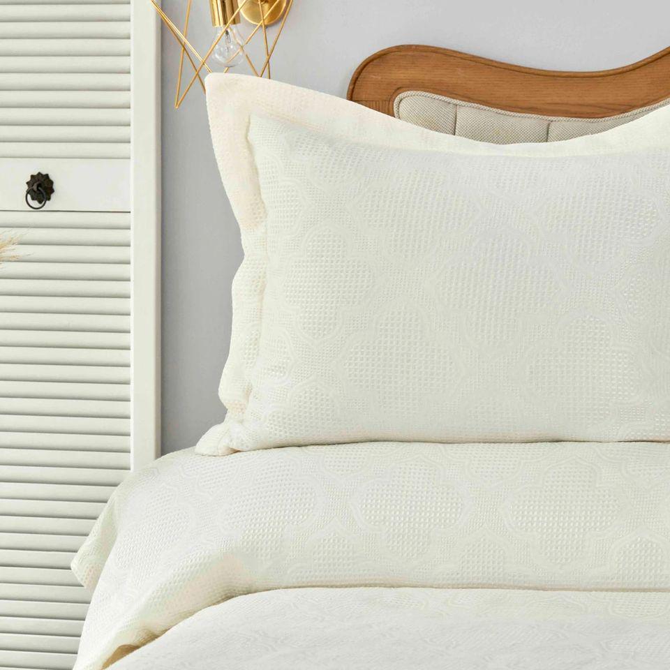 Покривало з наволочками Karaca Home-Liya ekru 250х240 см євро Молочний (63076) - фото 2