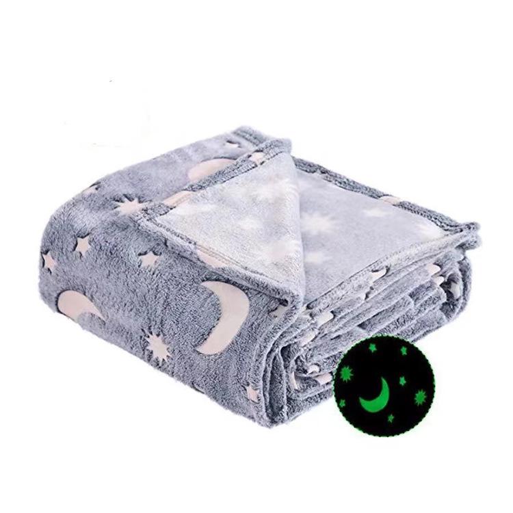 Плед светящийся в темноте Blanket kids Magic Star 150х100 см Серый - фото 38 Плед светящийся в темноте Blanket kids Magic Star 150х100 см Серый - фото 38