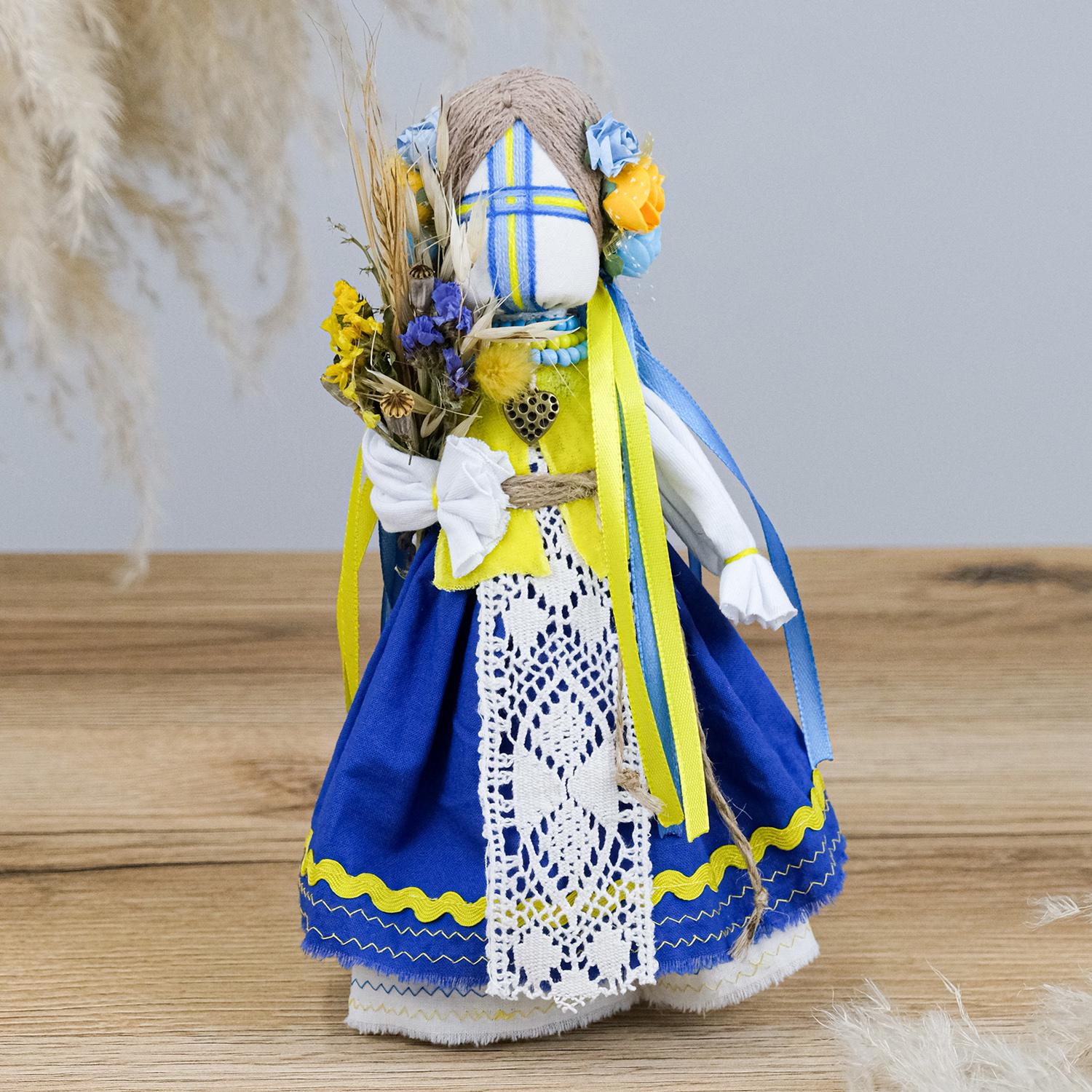 Кукла-мотанка Гранд Презент с волосами 22 см Желто-голубой (022 ВЖ-1)