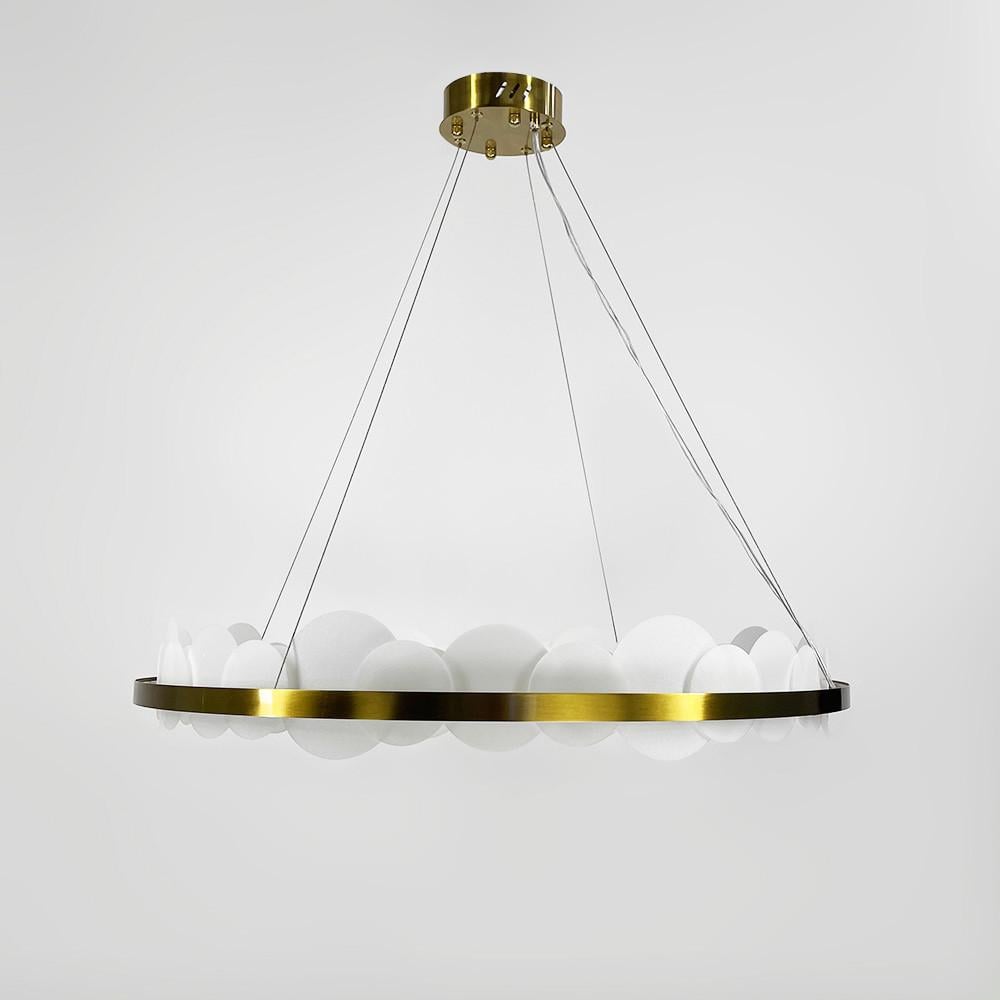 Люстра подвесная с латунным кольцом и матовыми кругами Ø 80 см (D1005-800)