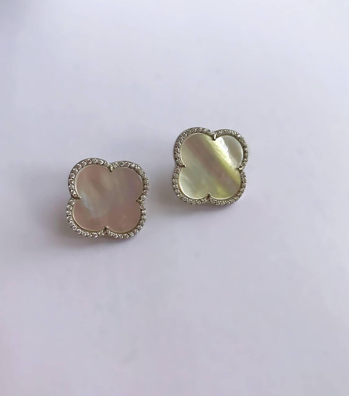 Серебряные серьги Umax 20700b (22516109)