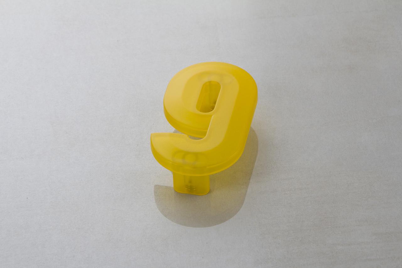 Мебельная ручка Poliplast цифра девятка РП-9 Прозрачный желтый (16174)