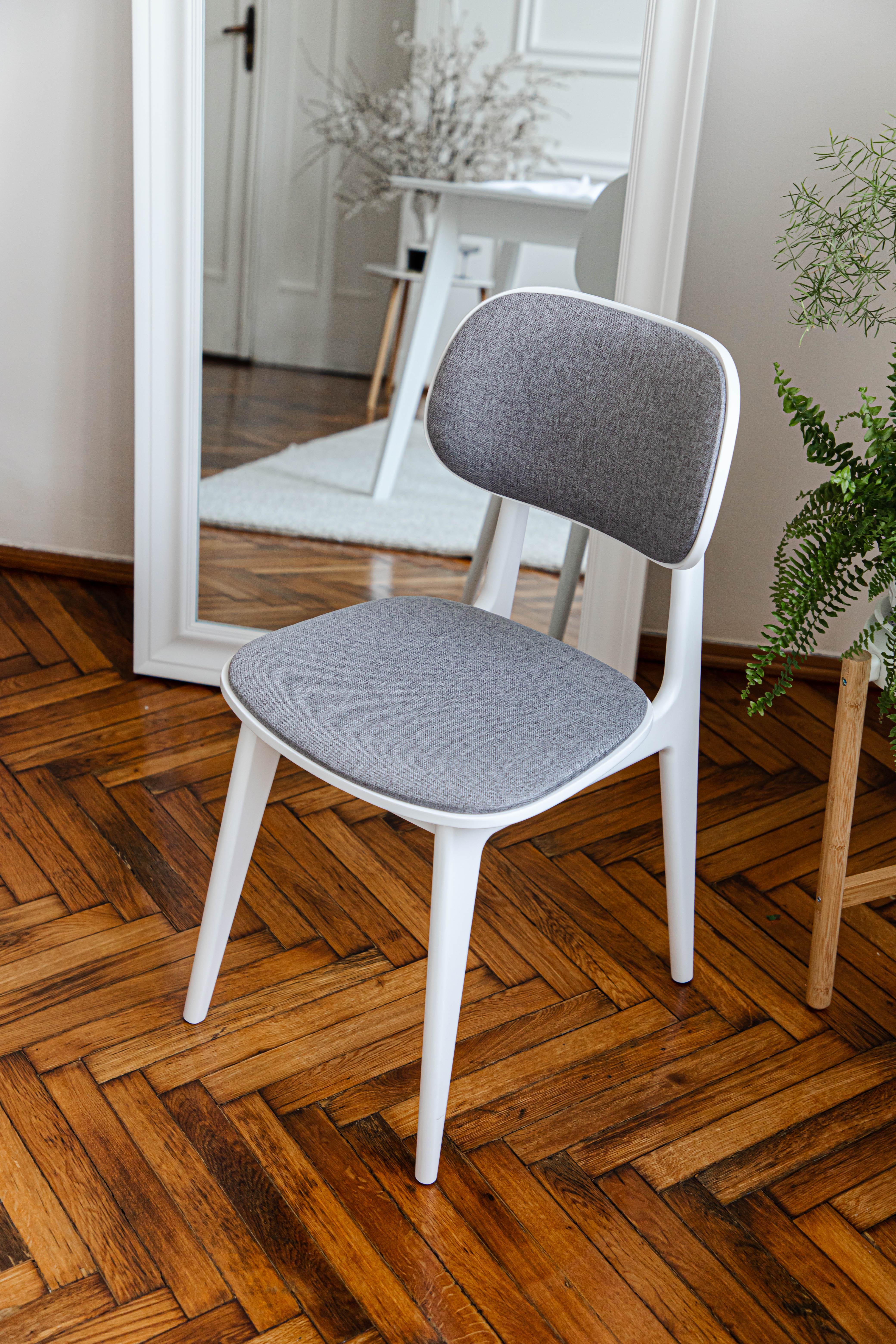 Стілець для кухні та вітальні Колібрі Лула софт 450х840х530 мм Білий/Мальмо (GAА0055531) - фото 7 Стілець для кухні та вітальні Колібрі Лула софт 450х840х530 мм Білий/Мальмо (GAА0055531) - фото 7