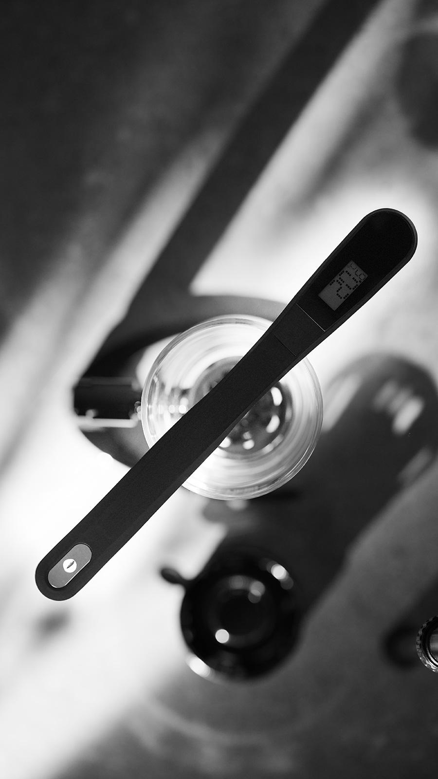 Термометр ложка-мешалка для сифона MHW-3BOMBER Wand-Temperature Coffee Stirrer °F (CM6131-OS) - фото 5 Термометр ложка-мешалка для сифона MHW-3BOMBER Wand-Temperature Coffee Stirrer °F (CM6131-OS) - фото 5