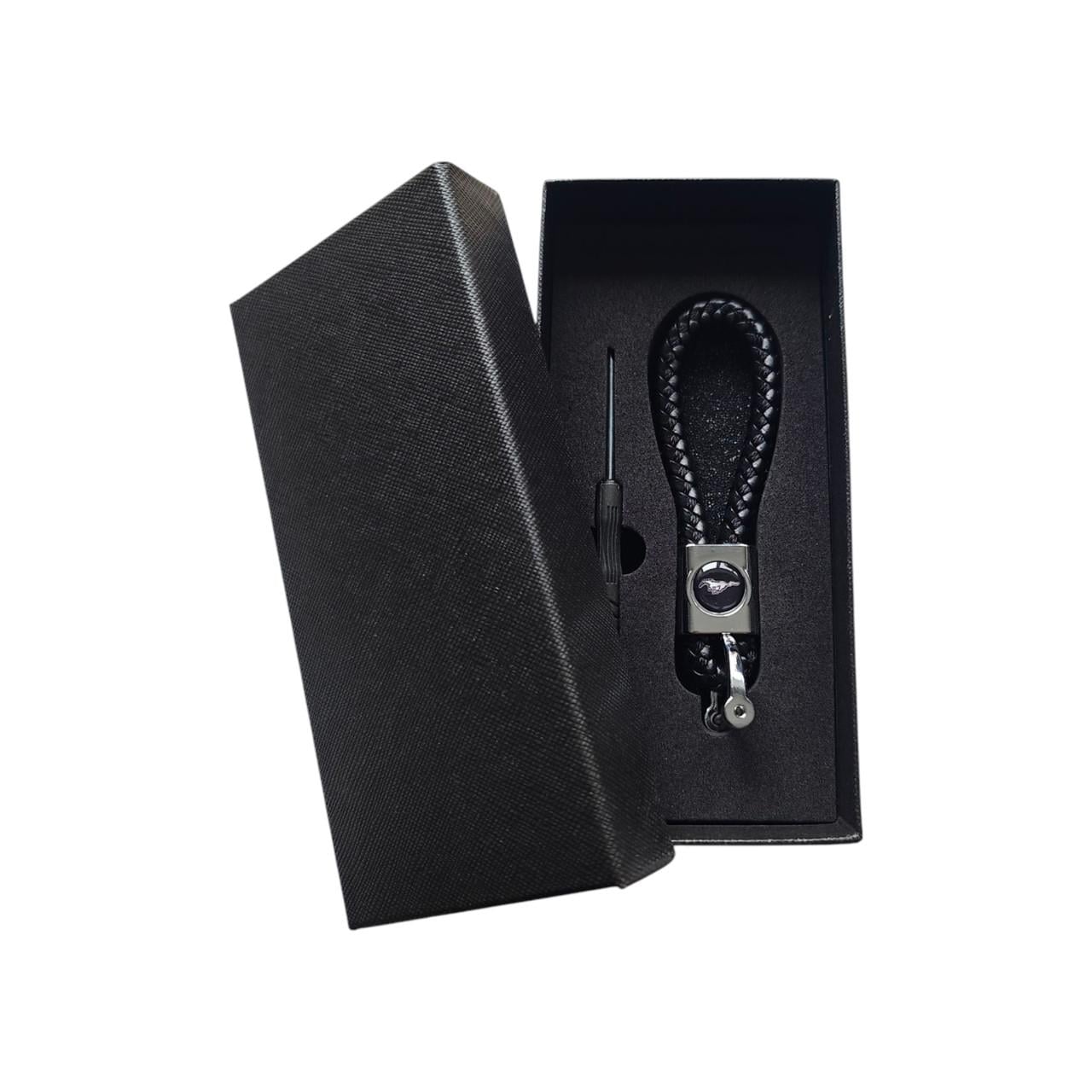 Брелок автомобильный Ford MUSTANG кожаный с карабином (1603816375)